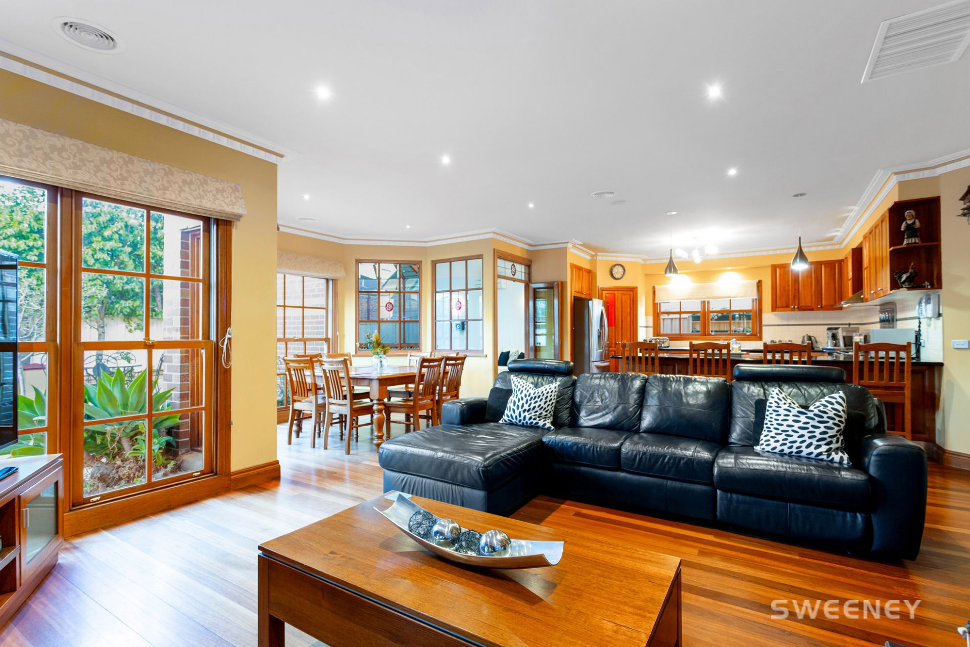 32 Markham Way, Altona Meadows - Thumbnail 6