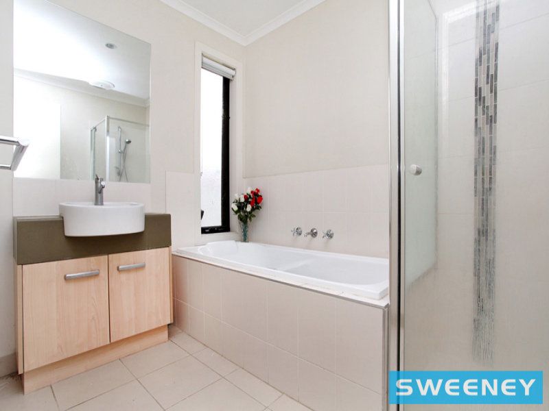 4 Holmewood Avenue, Deer Park - Thumbnail 8