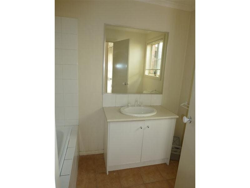 Great 2 Bedroom Unit