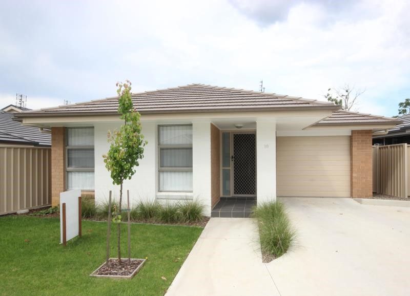 Real Estate For Lease 10 Dahlia Avenue Hamlyn Terrace , NSW