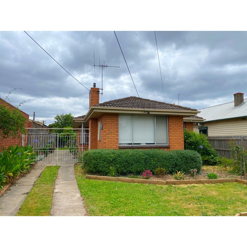 12 Carlisle Street, Preston