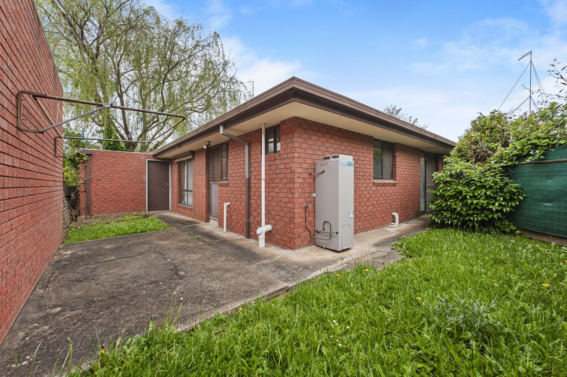 5/106 Clayton  Street, Golden Point, Golden Point - Thumbnail 2