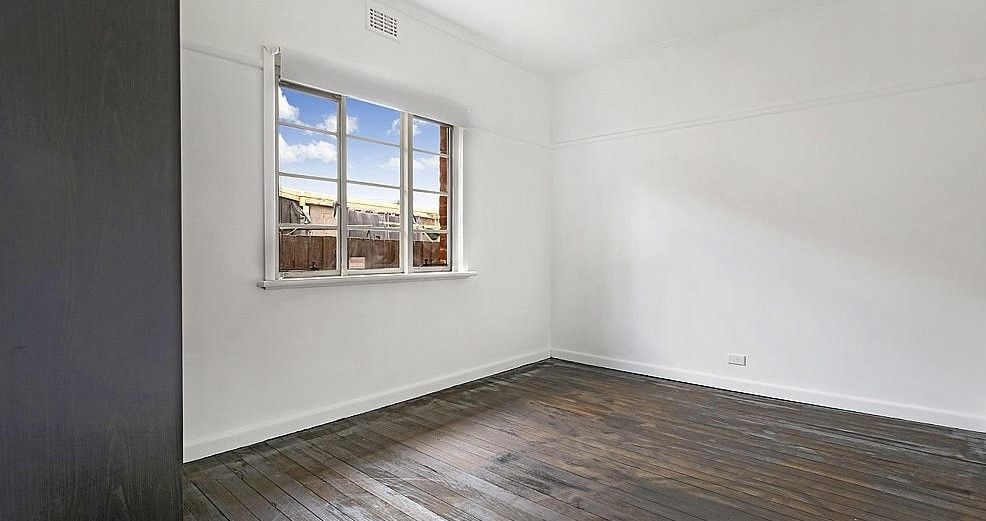 2 BEDROOM HOME IN PRIME LOCATION