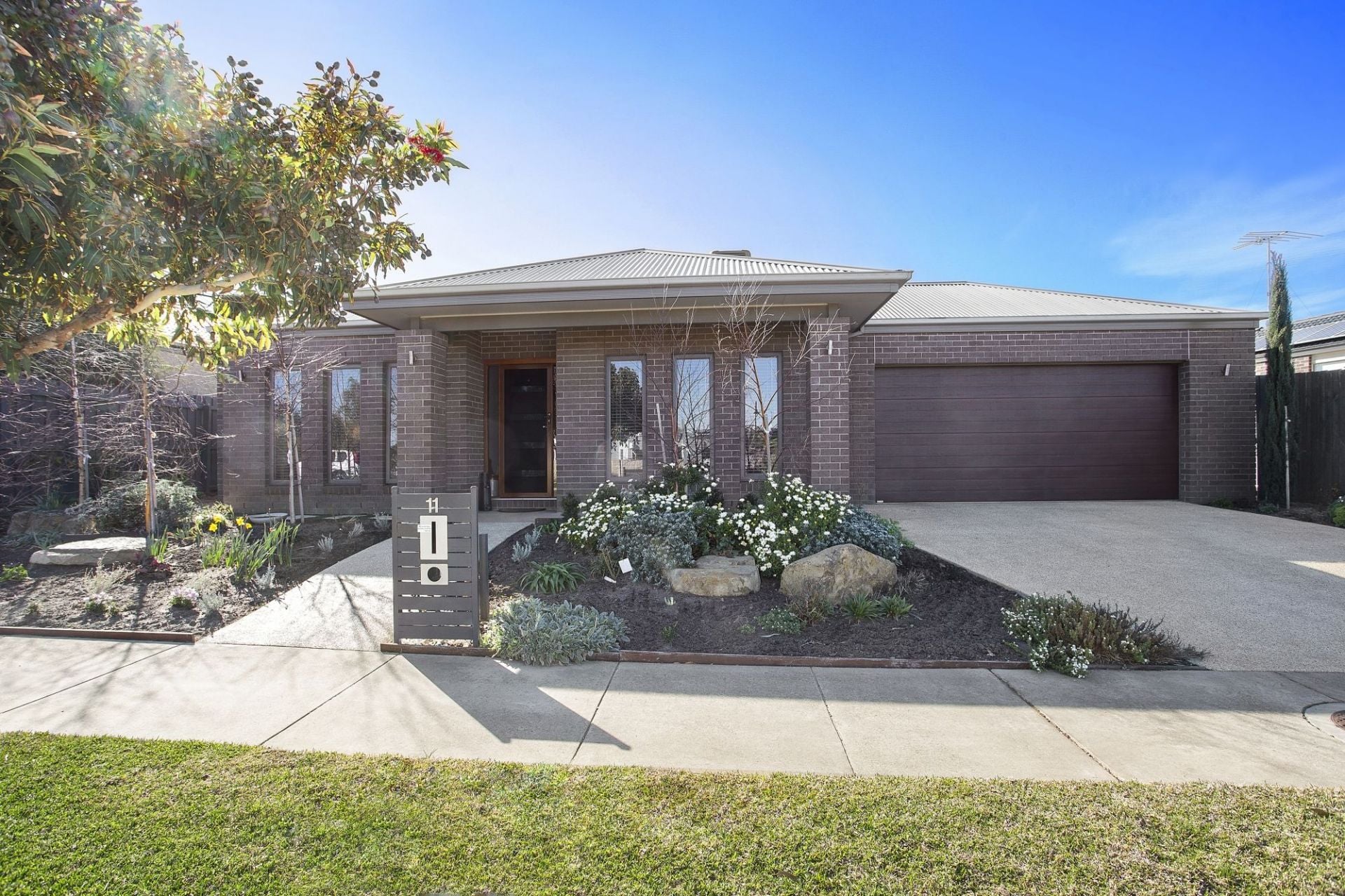 11 Oakdean Boulevard Ocean Grove VIC, Ocean Grove - Thumbnail 2