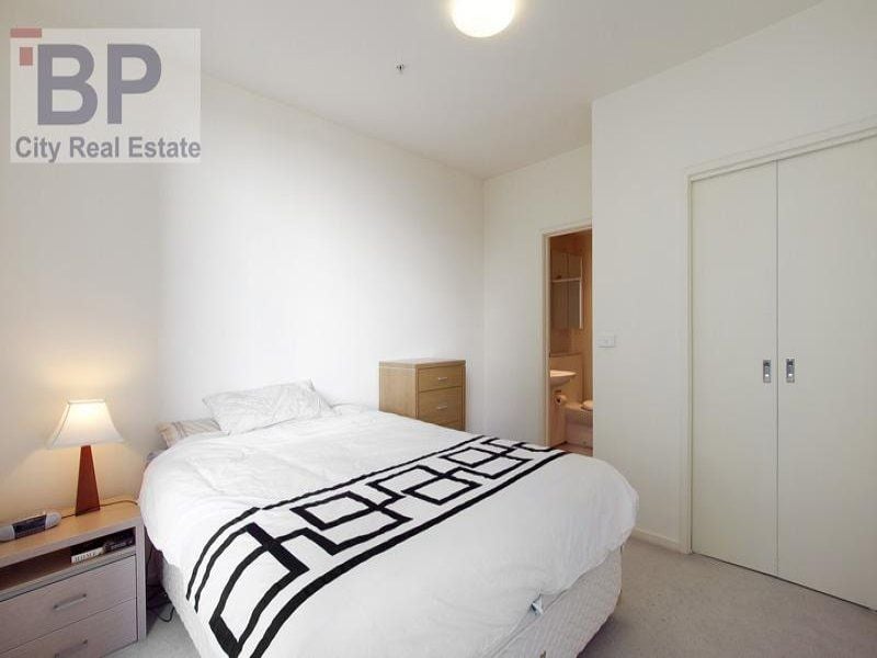 1006/25 Wills Street MELBOURNE VIC, Melbourne - Thumbnail 3
