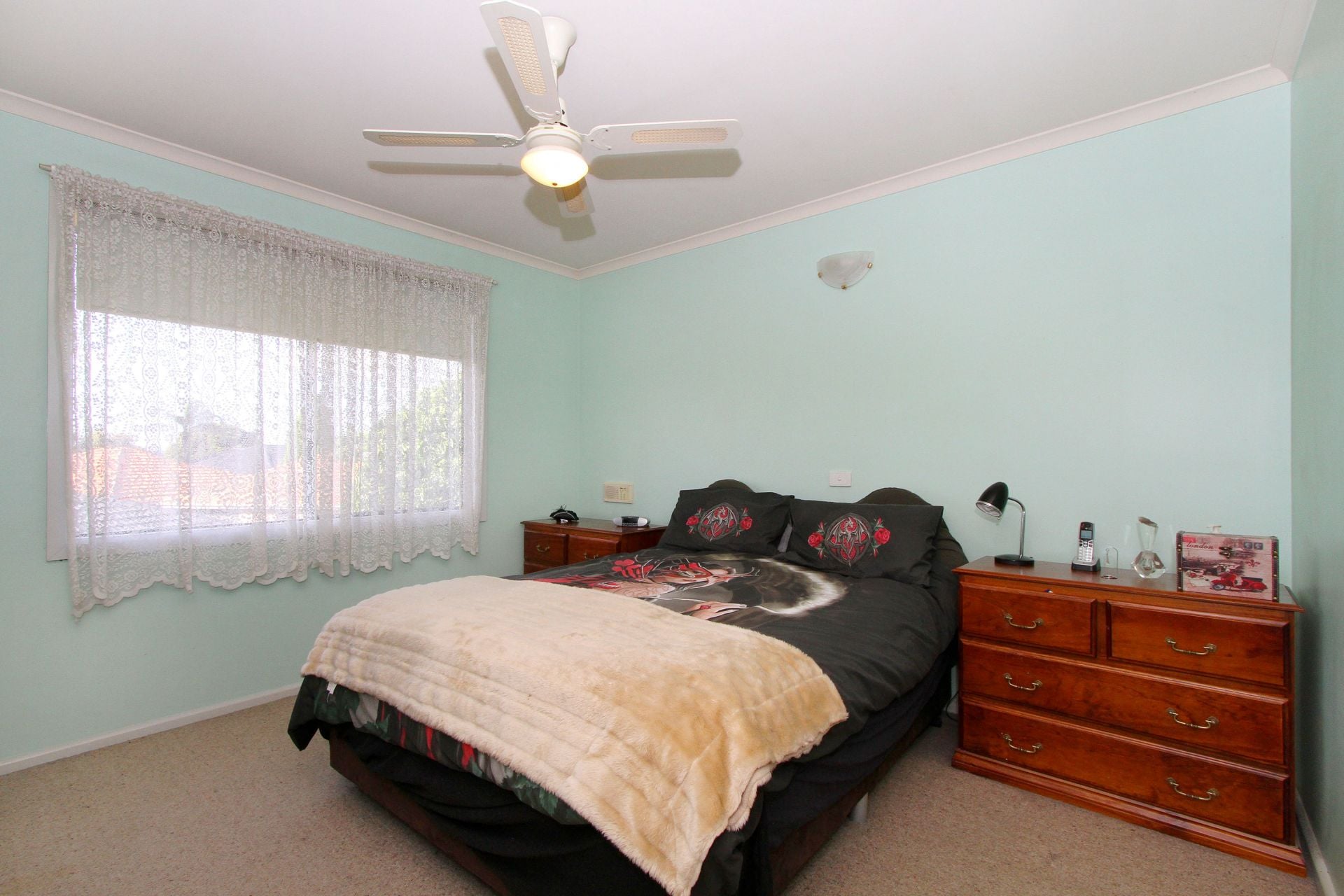4 Bedrooms With Potential And Promise
