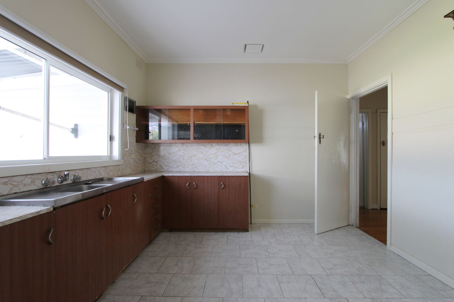 AFFORDABLE FAMILY HOME !!!