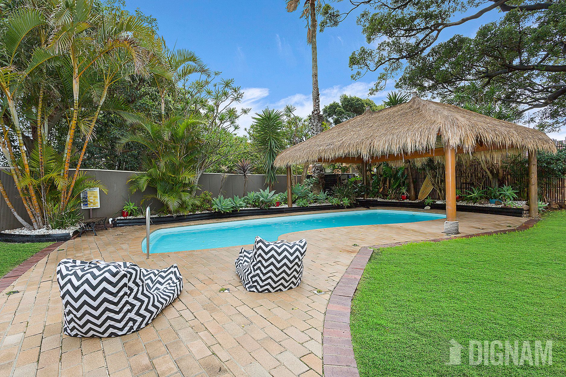 10 The Avenue, Bellambi NSW 2518