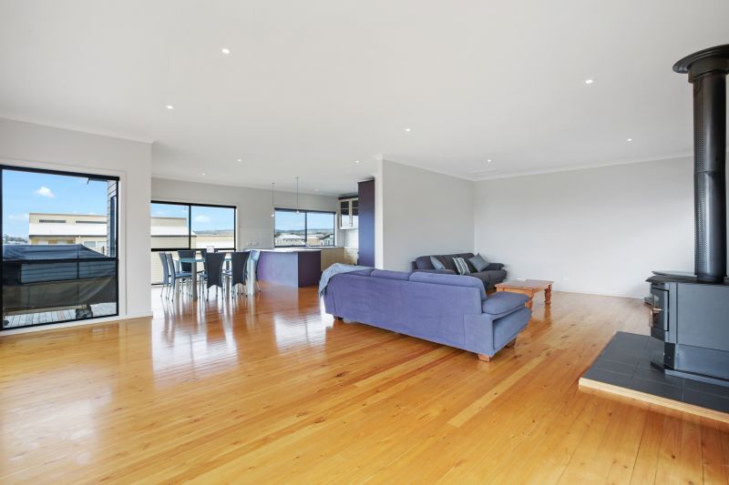 12 Seaview Drive, Apollo Bay, VIC, Apollo Bay - Thumbnail 6