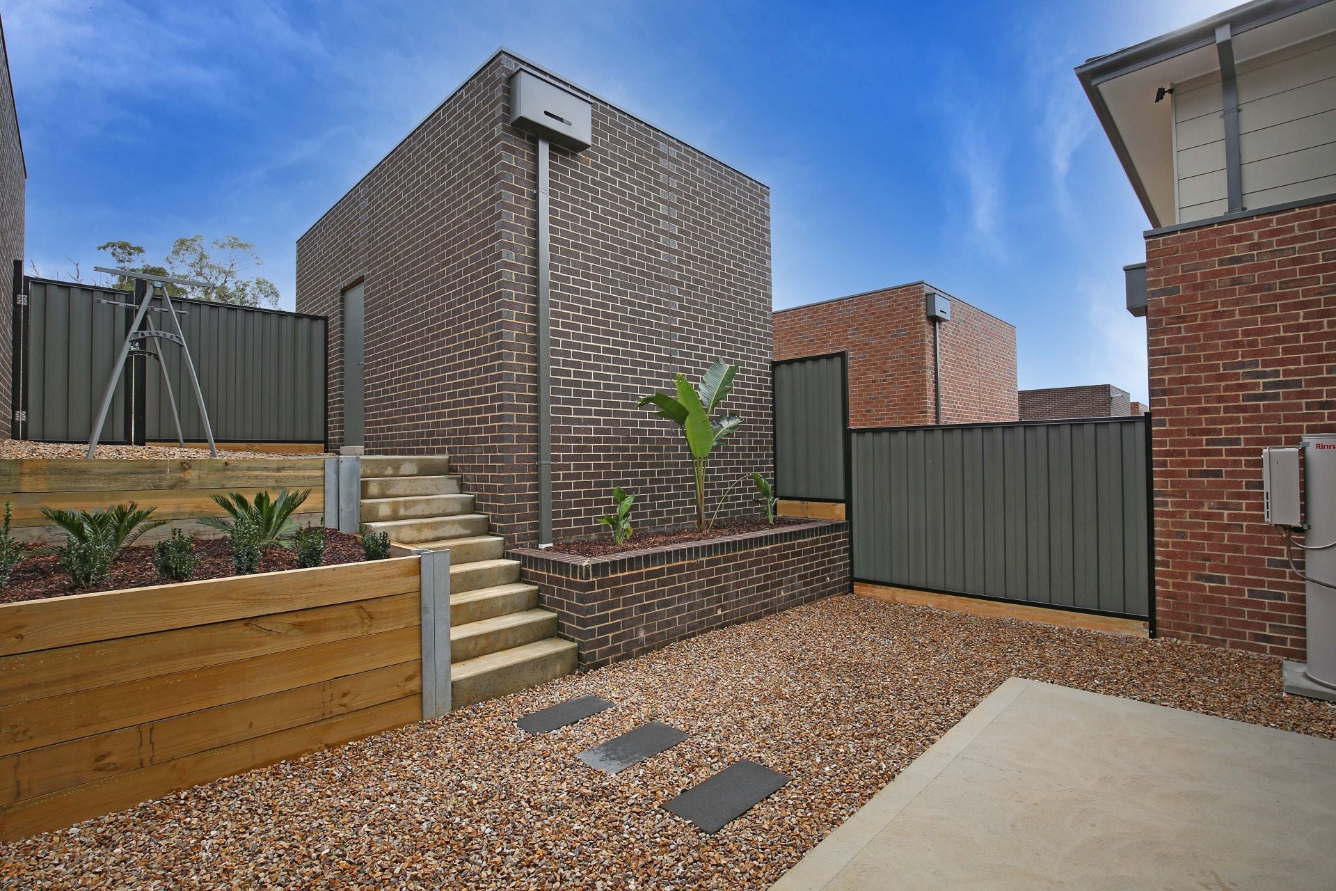 BRAND NEW, WONDERFUL 2 BEDROOM TOWNHOUSE