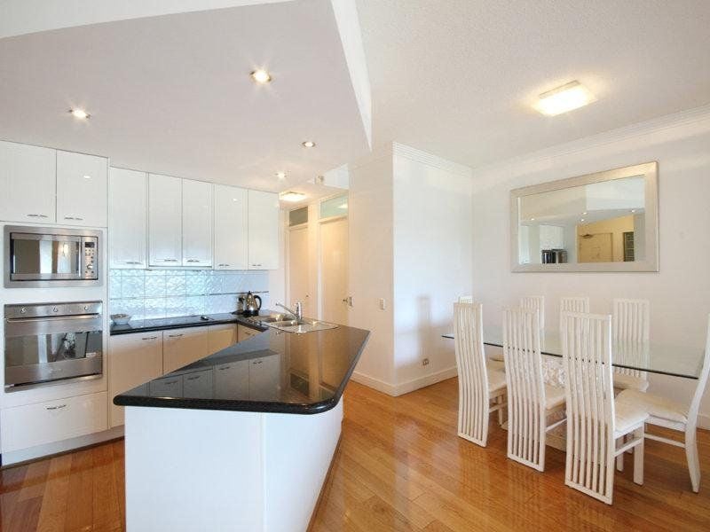 2/10-12 Marina Walk ALEXANDRA HEADLAND QLD, Alexandra Headland - Thumbnail 4