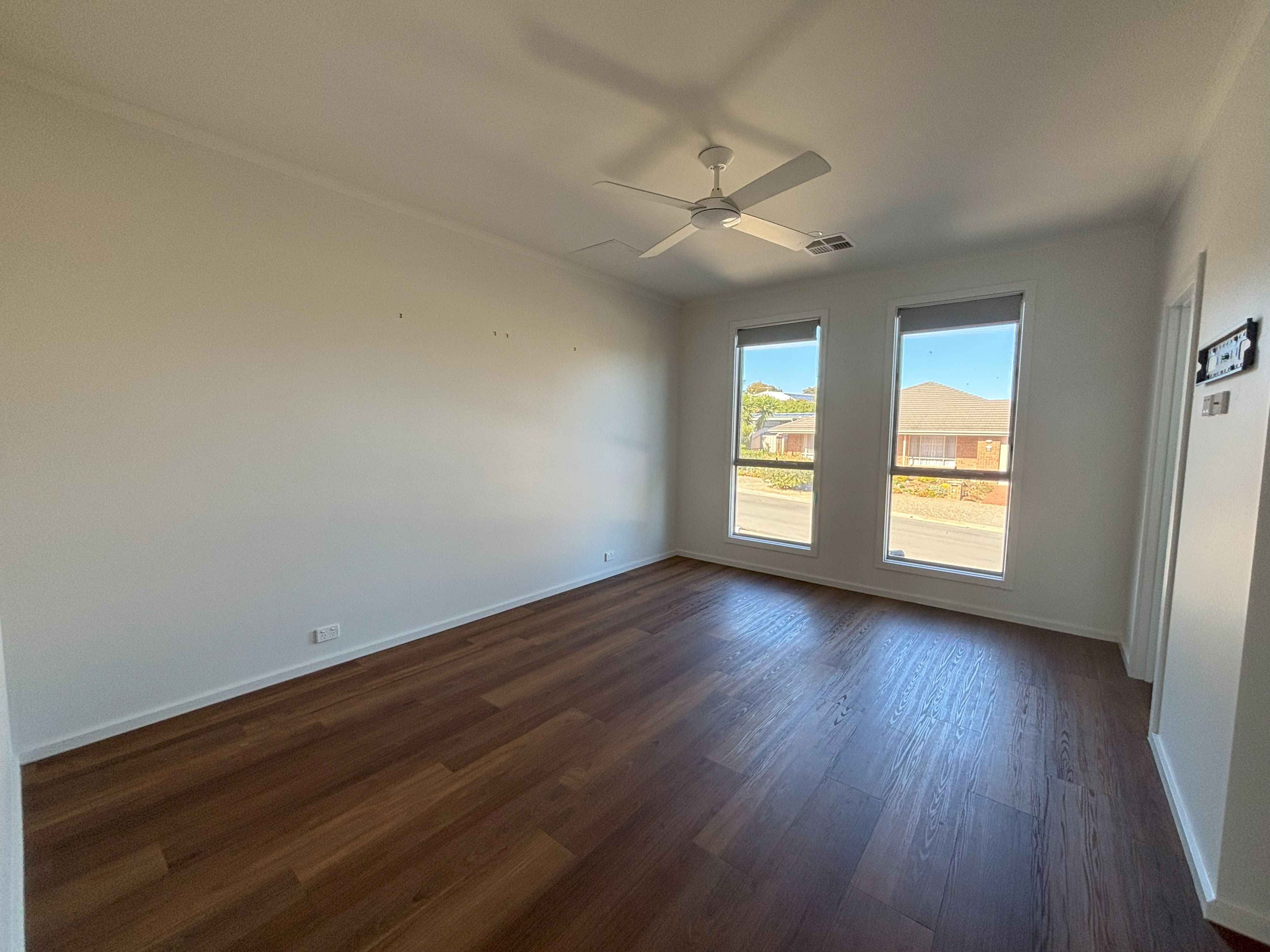 19 Vernon Crescent Maslin Beach 5170