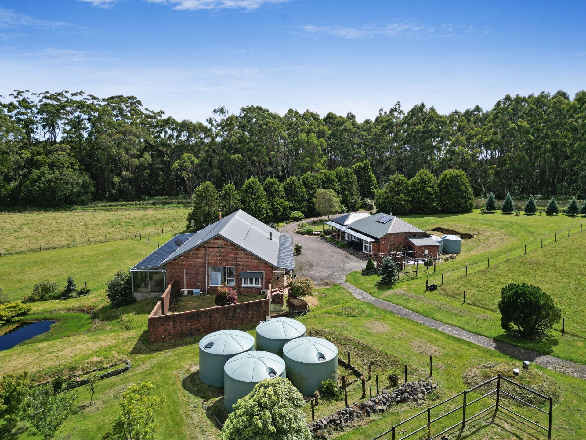 4730 Colac Lavers Hill Road, Wyelangta - Thumbnail 3