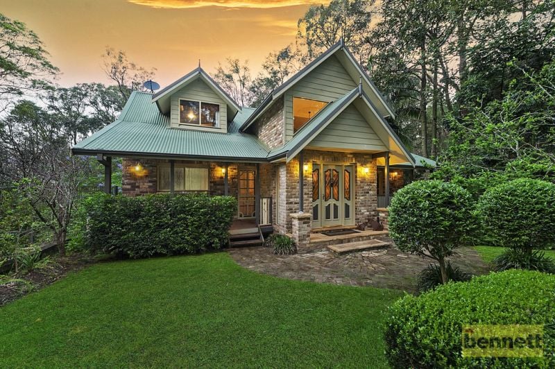 154 Lieutenant Bowen Road, Bowen Mountain - Thumbnail 2