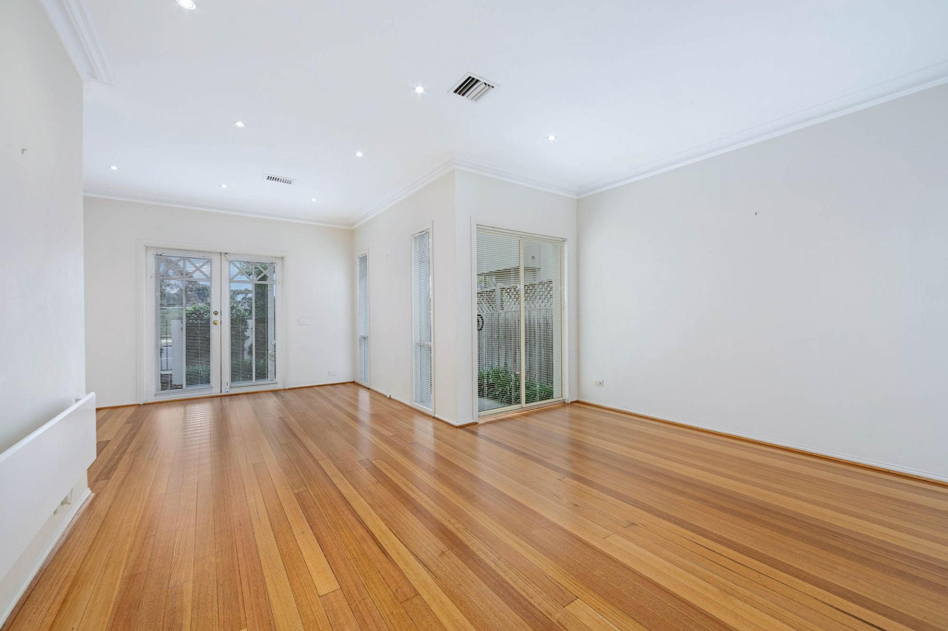 1/483 St Kilda Street, Elwood - Thumbnail 4