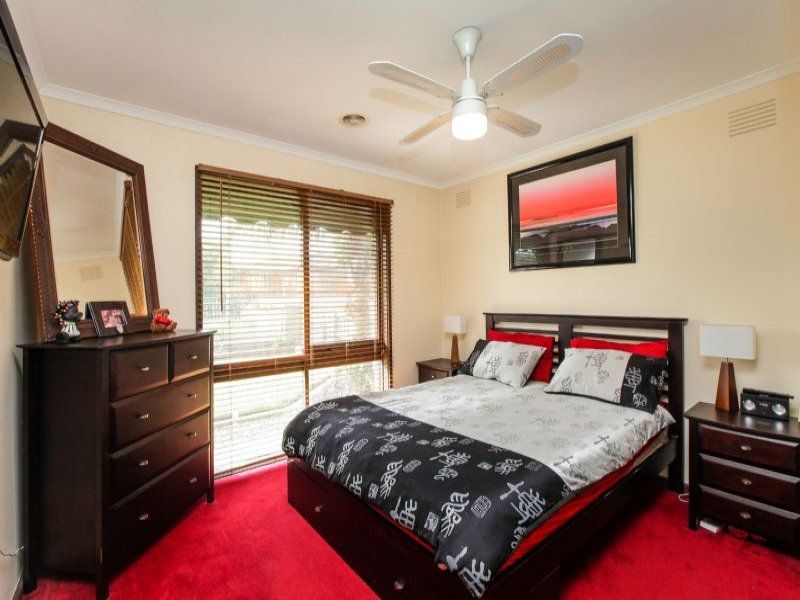 31 Winslow Crescent, Deer Park - Thumbnail 7