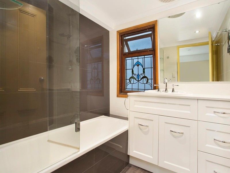 Delightful Renovated Victorian Terrace