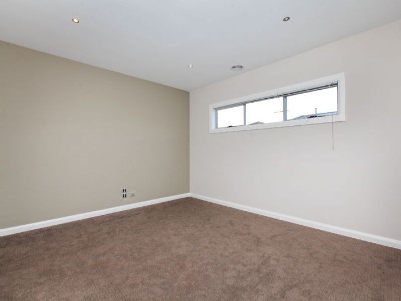 36 Jindabyne Avenue, Taylors Hill - Thumbnail 6