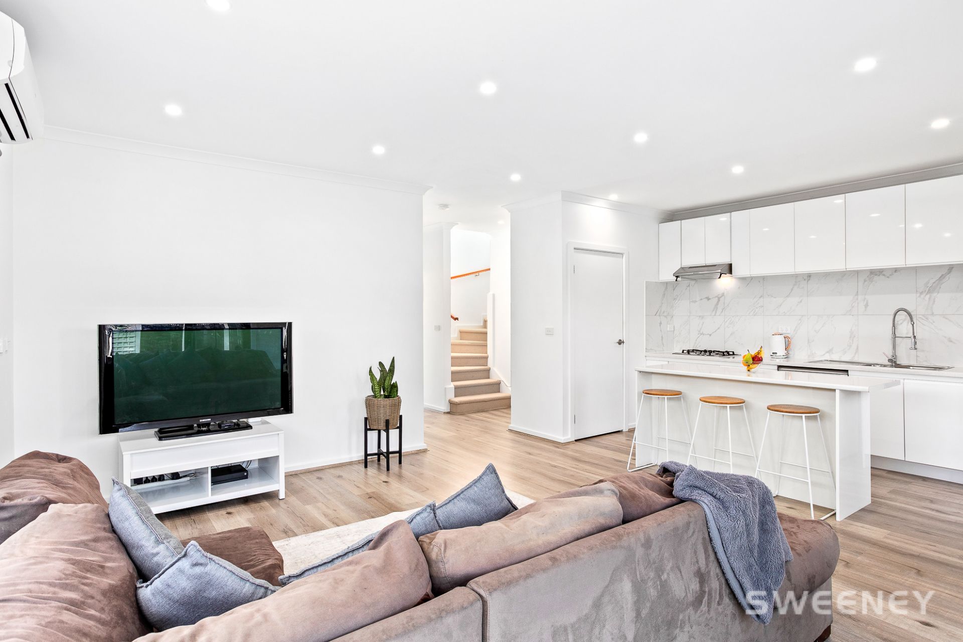 1/12 Brennan Court, Altona Meadows - Thumbnail 6