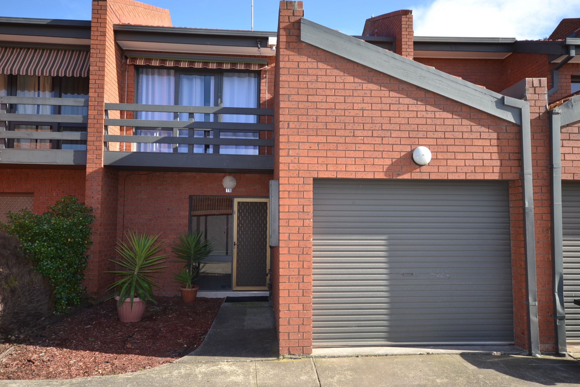 Real Estate For Lease 16/4143 Leinster Grove Northcote , VIC