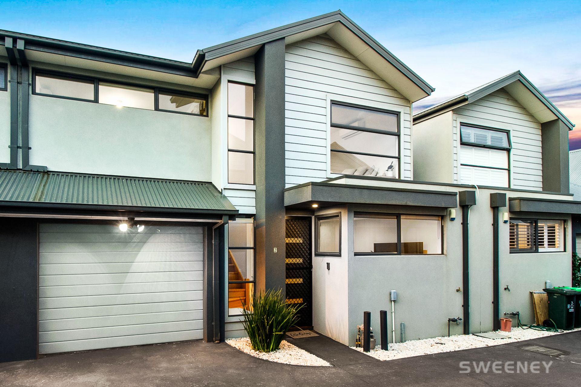 2/14 Collins Avenue, Altona North - Thumbnail 2