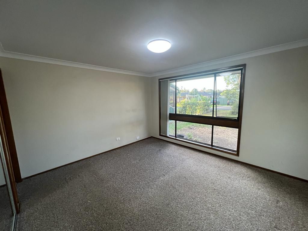Real Estate For Lease 8 Leith Place St Andrews , NSW