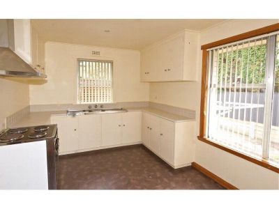 1/54 Percy Street, DEVONPORT, Devonport - Thumbnail 3