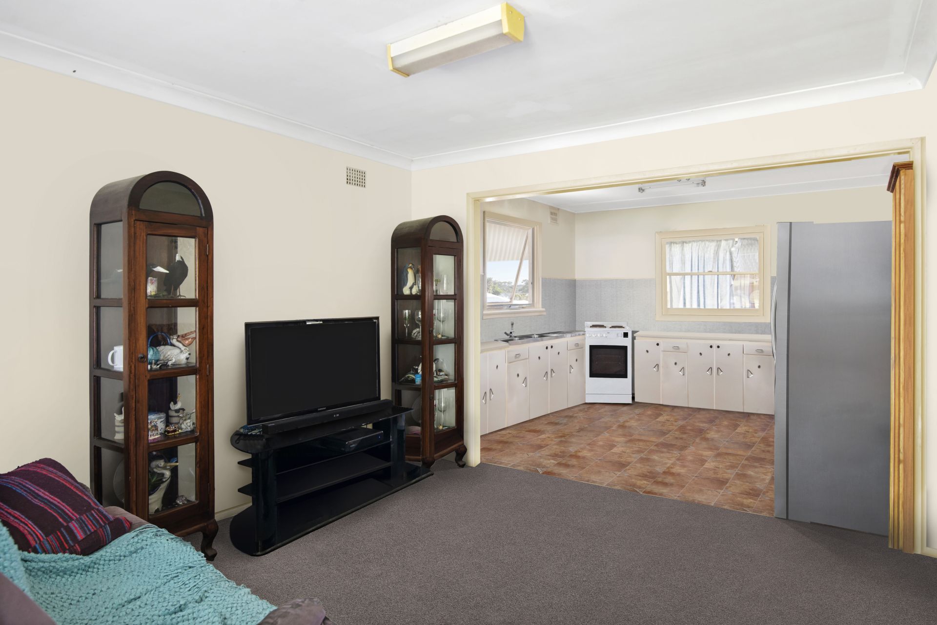 10 Toongara Avenue, Bateau Bay Whiteman Property