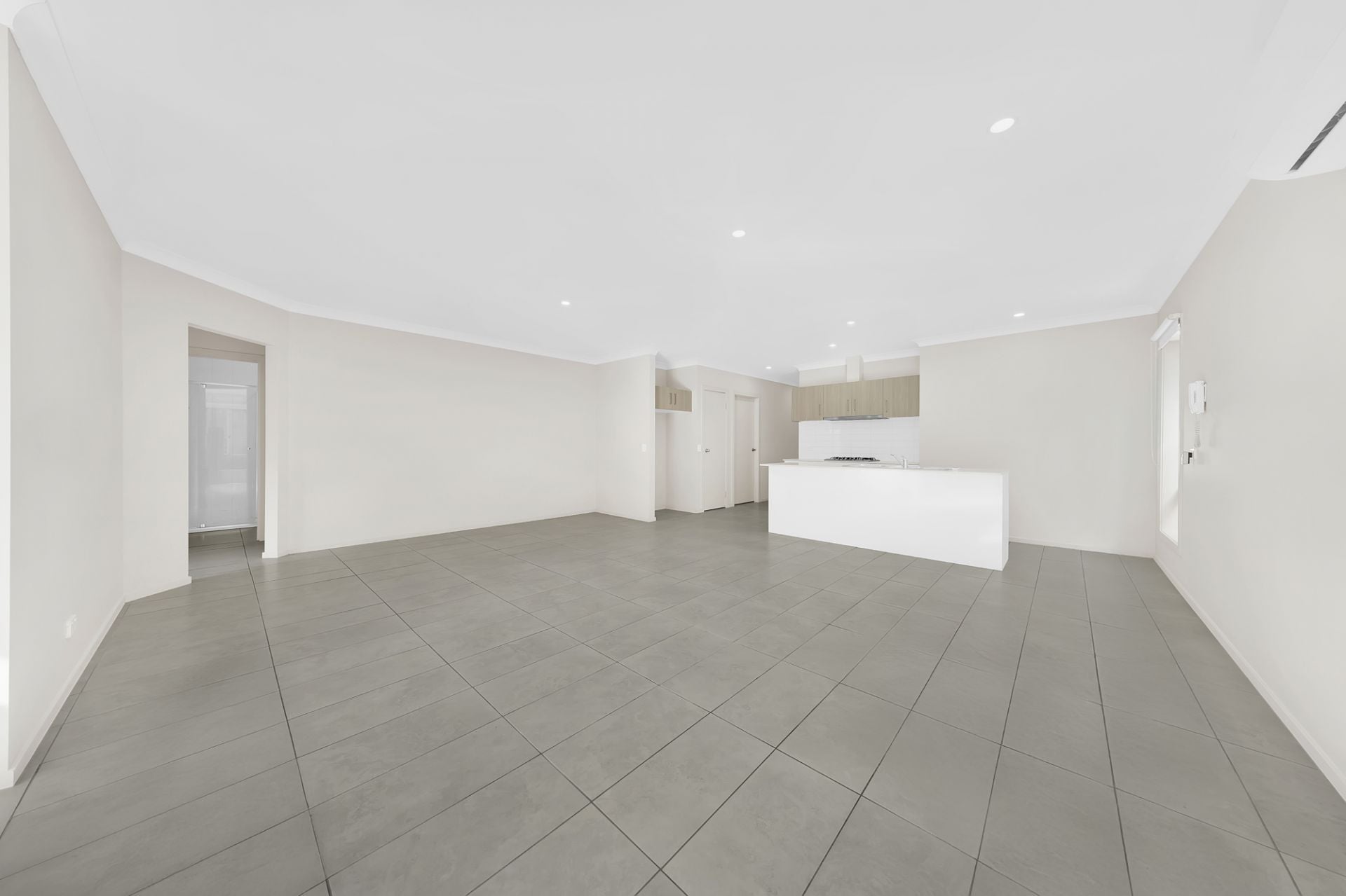 Four Bedroom Family Delight!