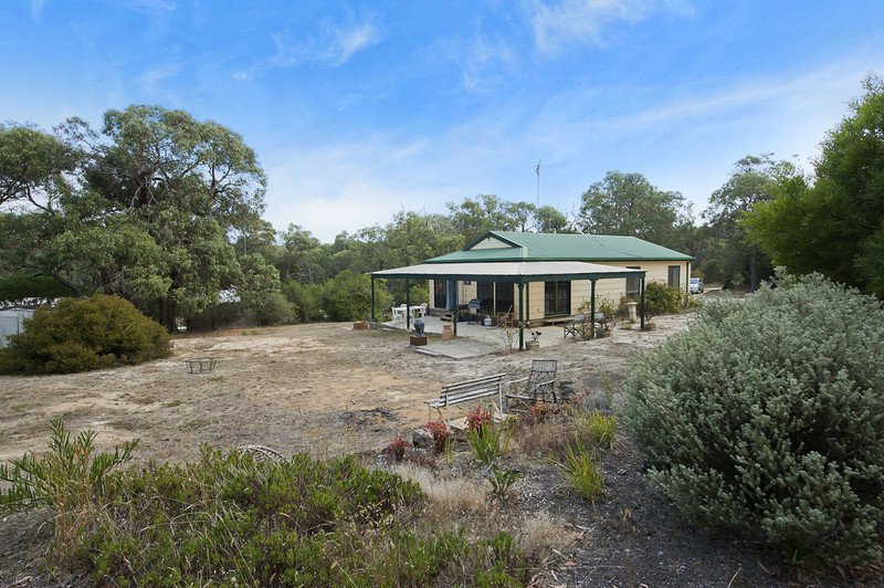 20 Gilbert Street, Aireys Inlet, VIC, Aireys Inlet - Image 1