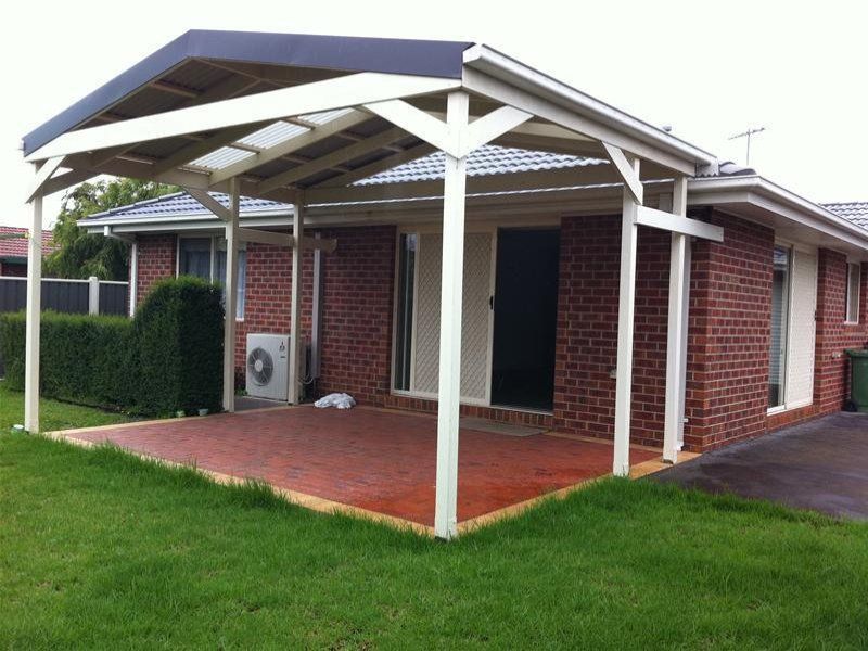 Spacious 3-Bedroom Home Available in Craigieburn