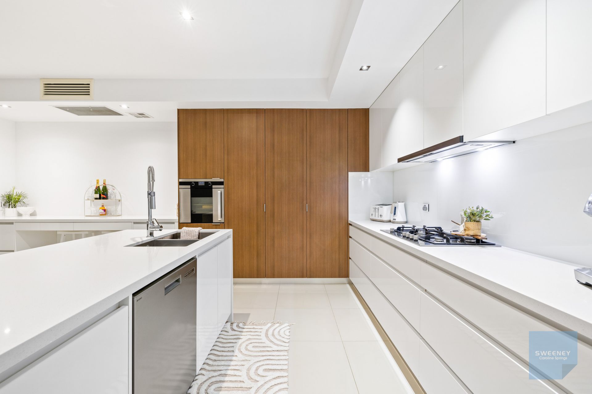 160 The Esplanade, Caroline Springs - Thumbnail 6