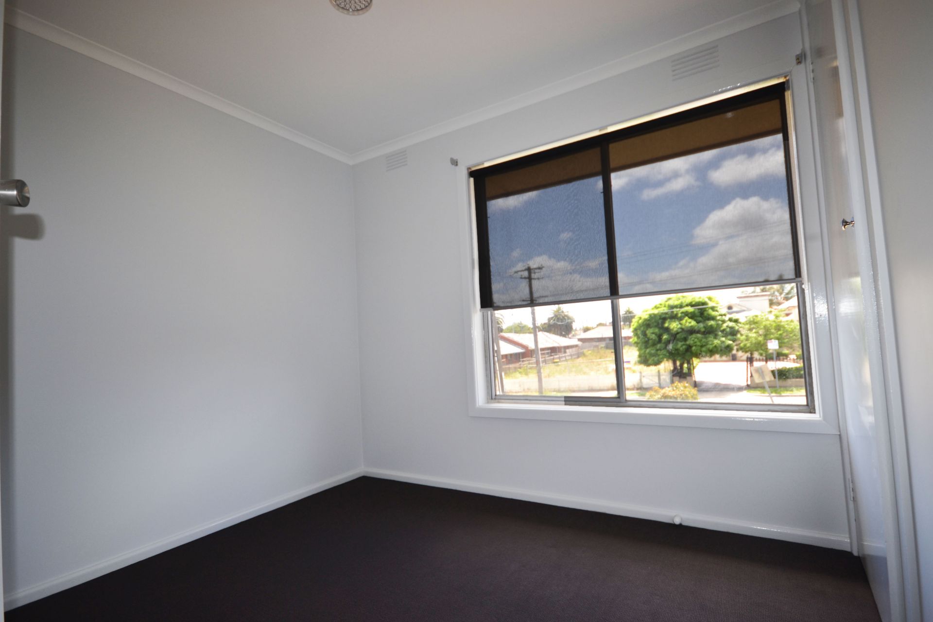 UPDATED EXCELLENCE IN A SUPERB LOCATION