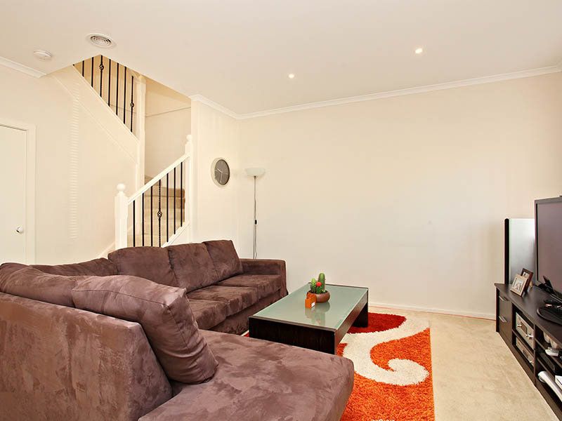 3 Amberlea Circuit, Taylors Hill - Thumbnail 3