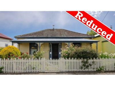 4
 
 
 
  
 
 
 2
 
 
 
  
 
 
 1
 
 
 
 
 
 
 
 137 Main Street, SHEFFIELD TAS 7306, Sheffield - Thumbnail 3