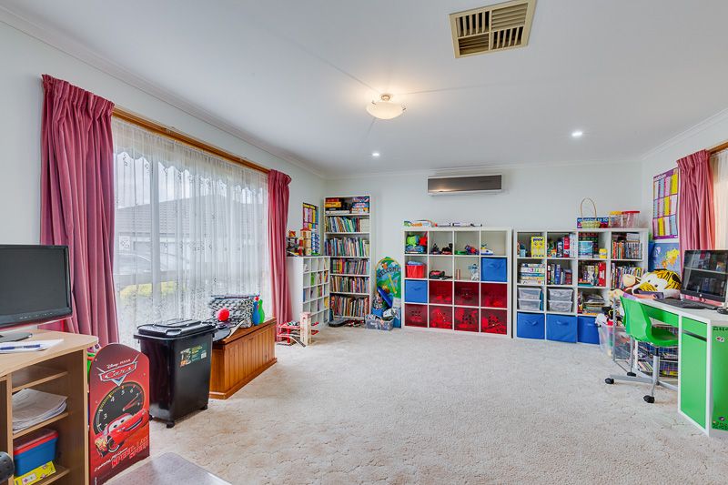8 Steele Court, Bacchus Marsh - Thumbnail 5