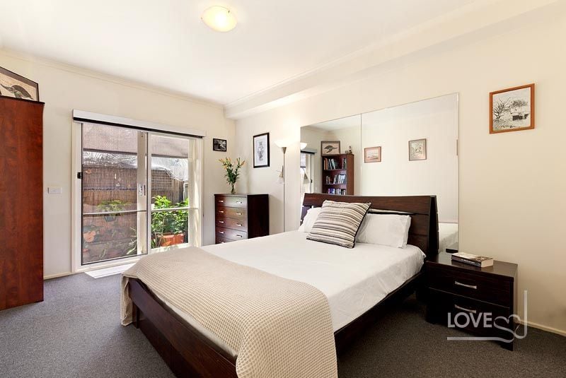 Inner city living with an abundance of space!