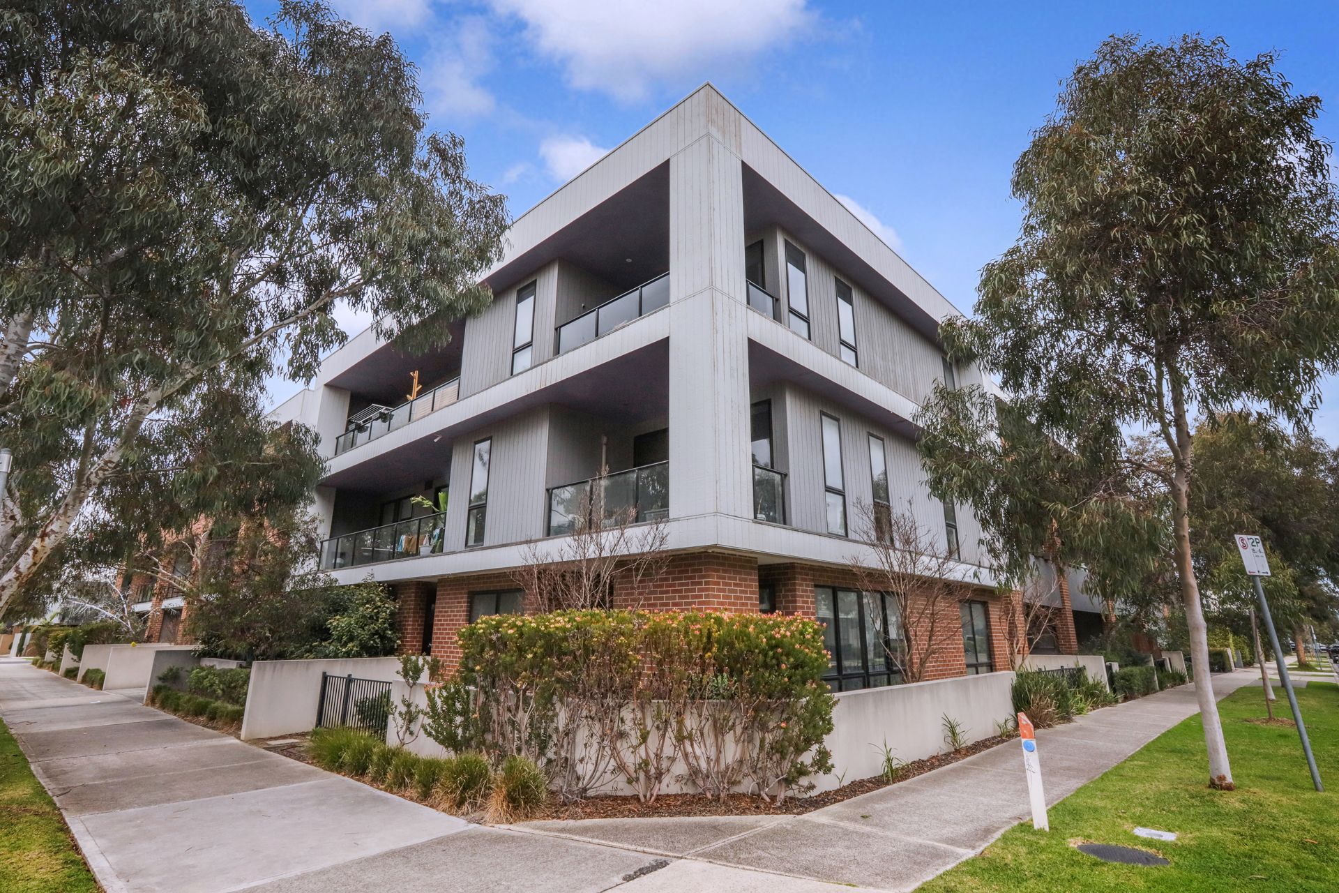 203/26 Beaurepaire Parade Footscray VIC, Footscray - Thumbnail 2