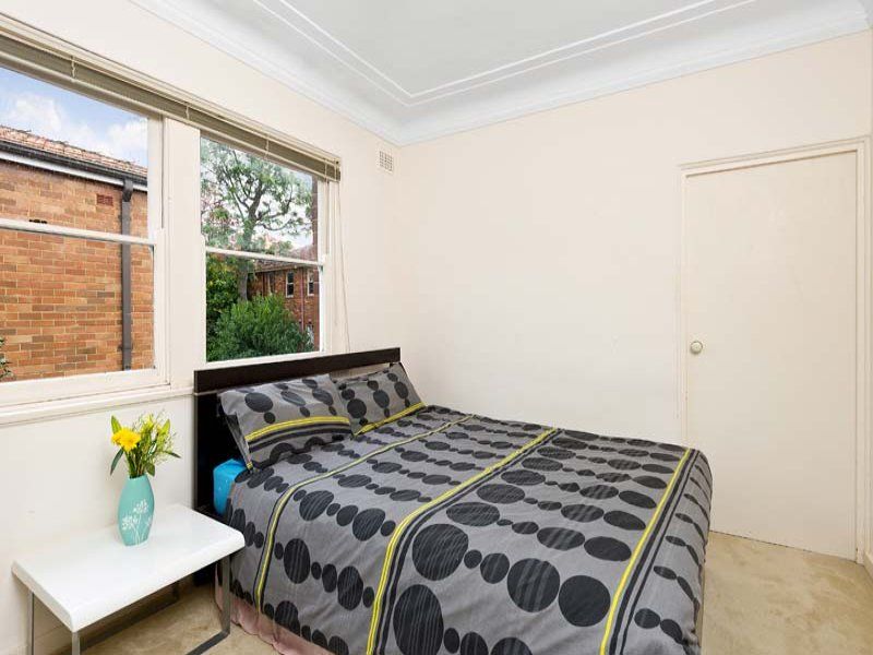 8/82 Kurraba Road NEUTRAL BAY NSW, Bay - Thumbnail 3