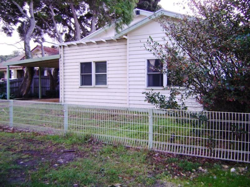 16 Thorn Street BARWON HEADS VIC, Barwon Heads - Thumbnail 2