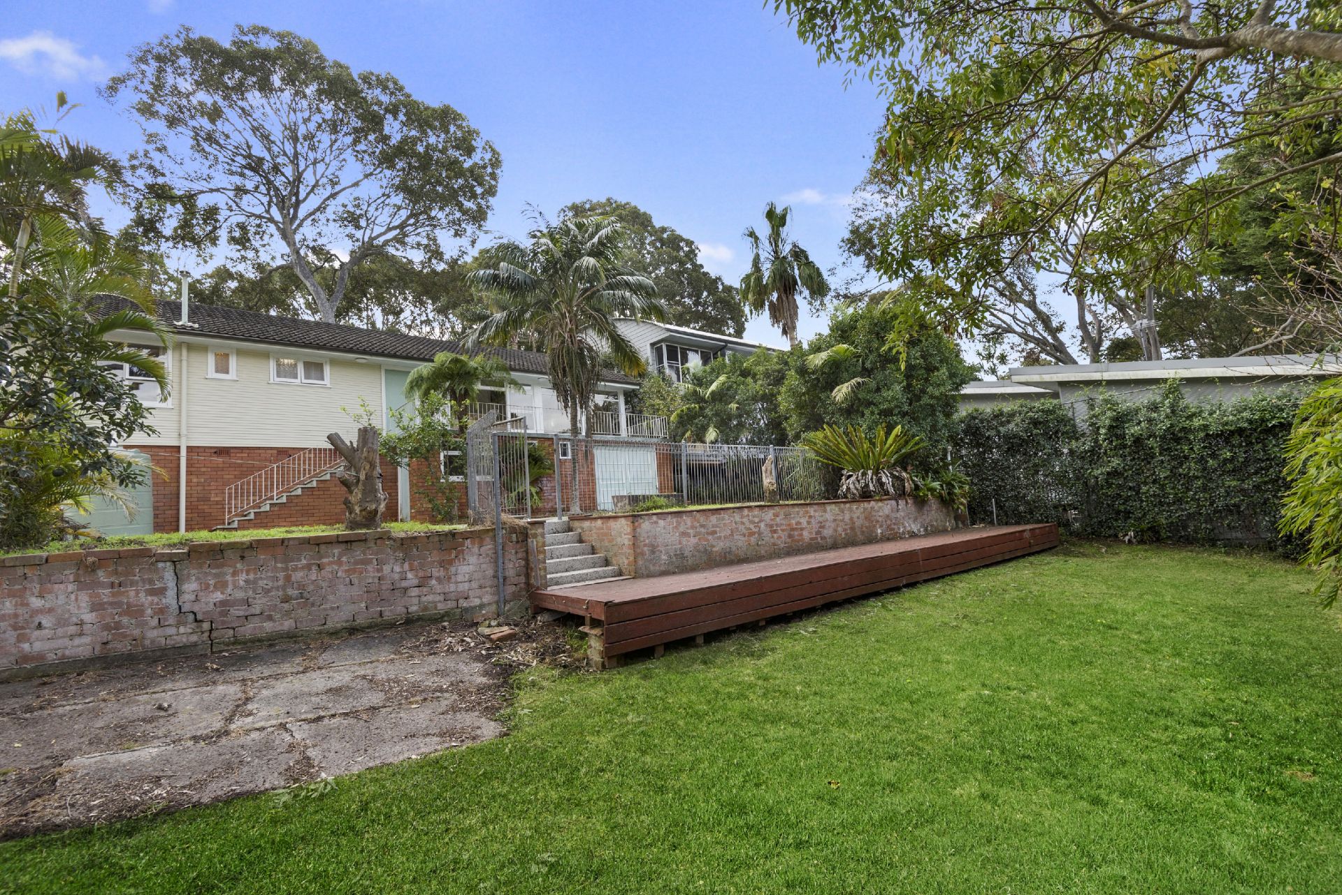 11 Dolphin Crescent Avalon Beach NSW, Avalon Beach - Thumbnail 3