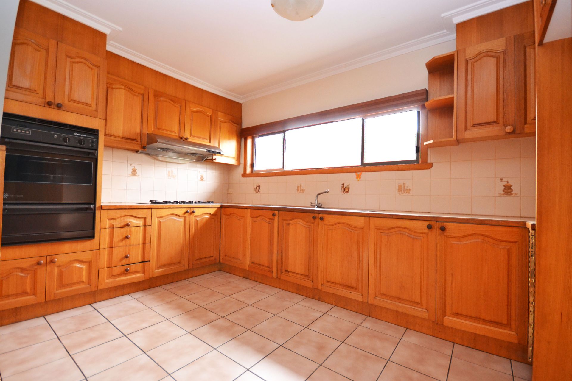 SIZE, QUALITY, LOCATION, PRICE