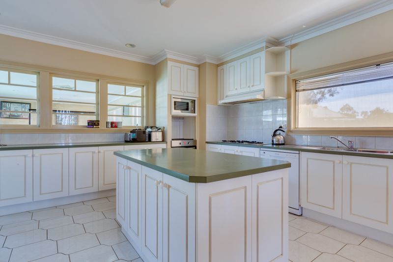 9 Hogan Court, Bacchus Marsh - Thumbnail 5