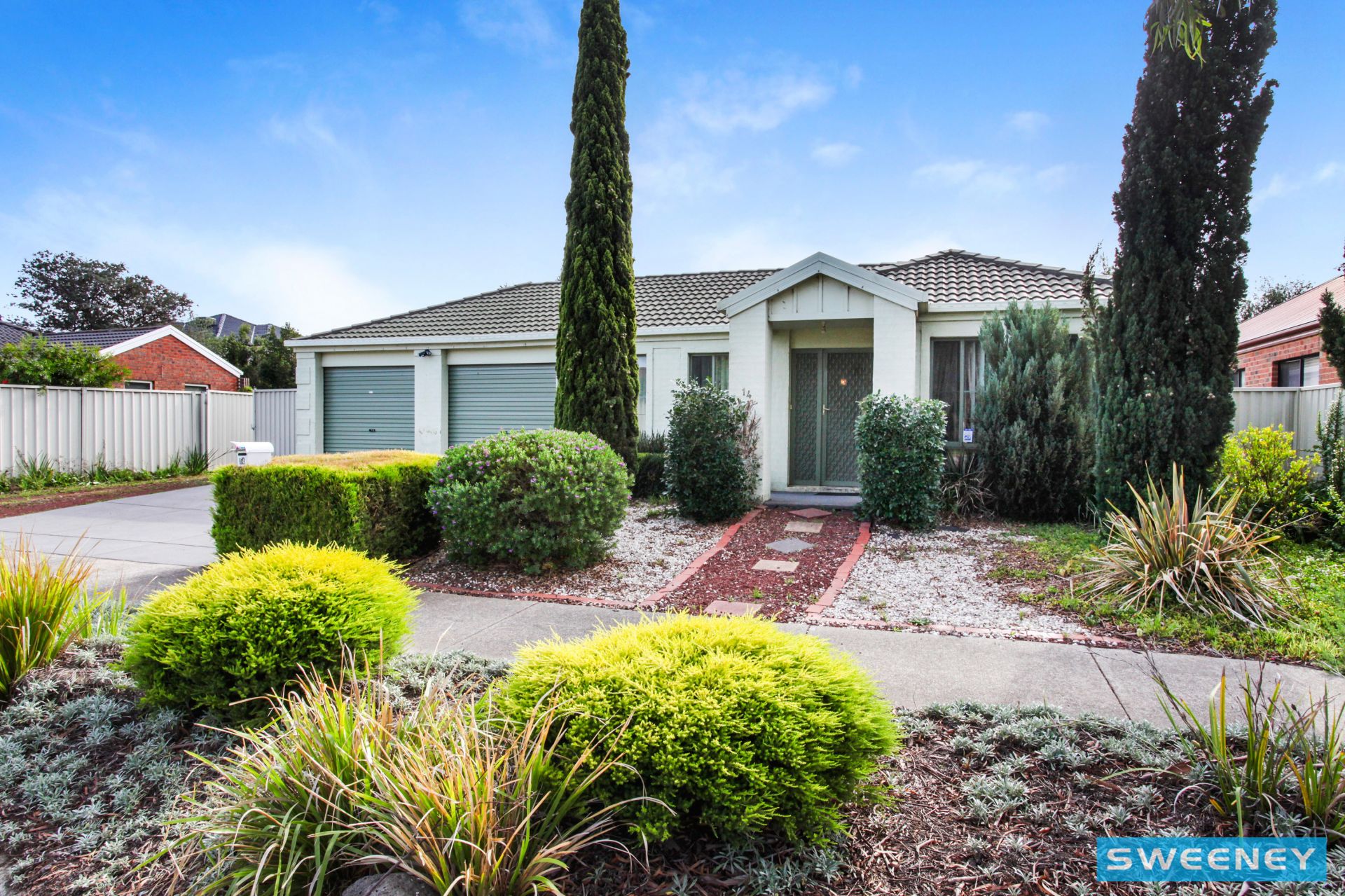 14 Sharrock Close, Caroline Springs - Thumbnail 2
