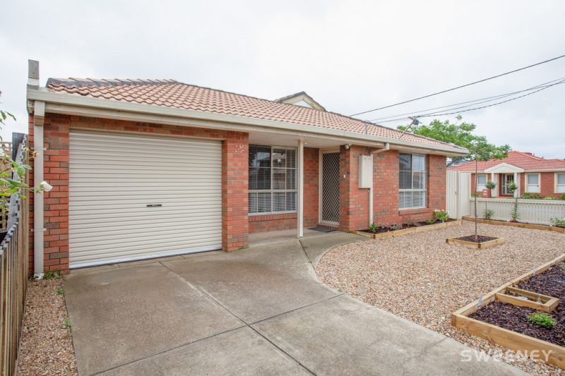 Real Estate For Lease 73 Balaclava Ave Altona Meadows Vic