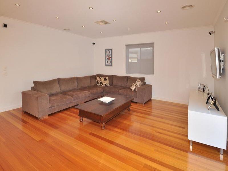 3 Croft Street, Caroline Springs - Thumbnail 6