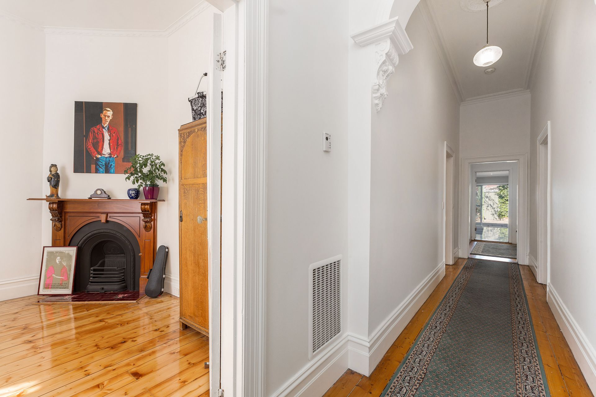 13 Lynch Street, Footscray - Thumbnail 4