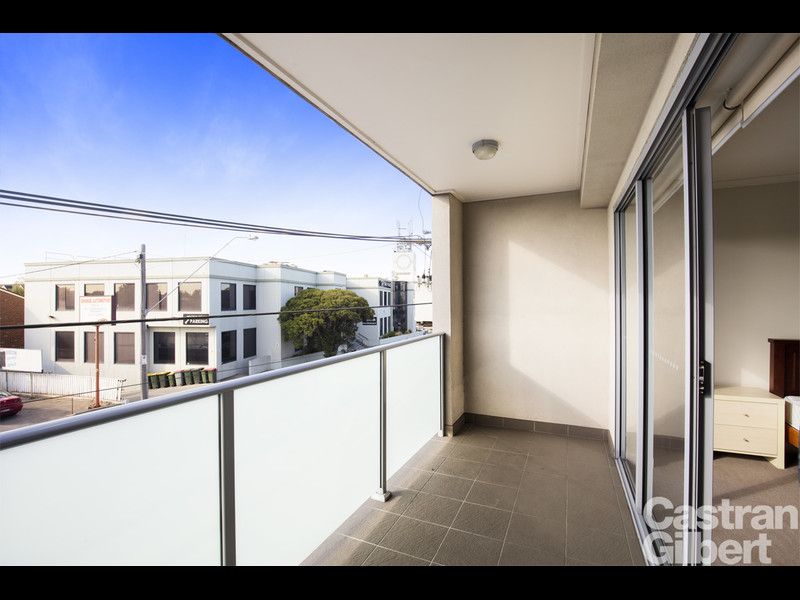2/109 Grange Road, Glen Huntly - Thumbnail 2