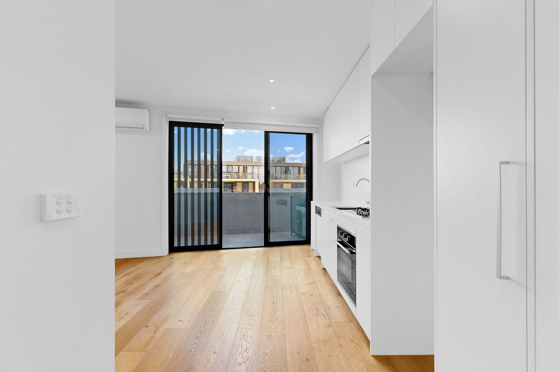 206/253-255 Neerim Road, Carnegie - Thumbnail 5