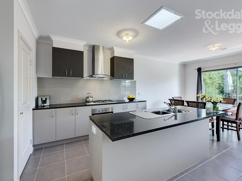 112 Everard Road MERNDA, Mernda - Thumbnail 7